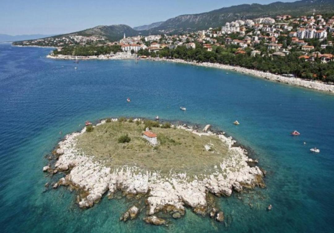Apartmani Gabrijel Novi Vinodolski Exterior foto