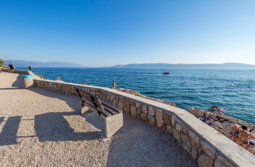 Apartmani Gabrijel Novi Vinodolski Exterior foto